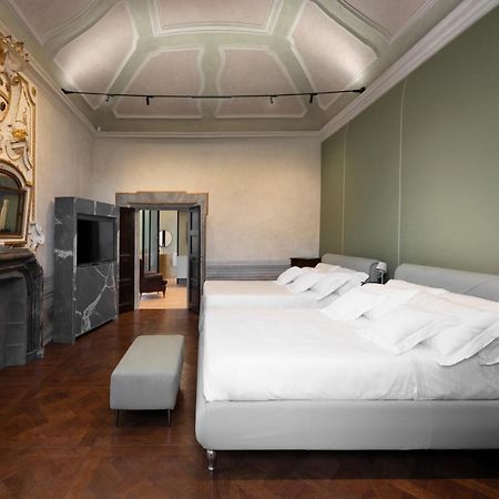 Palazzo Giusti Suites And Spa Urbino Luaran gambar
