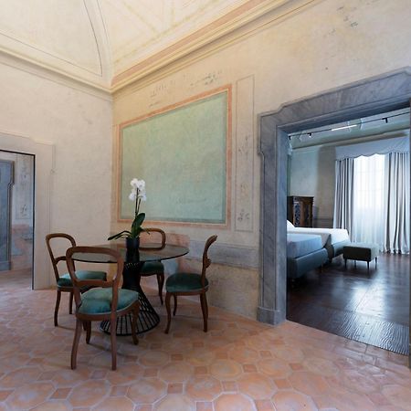 Palazzo Giusti Suites And Spa Urbino Luaran gambar