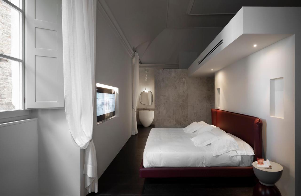 Palazzo Giusti Suites And Spa Urbino Luaran gambar